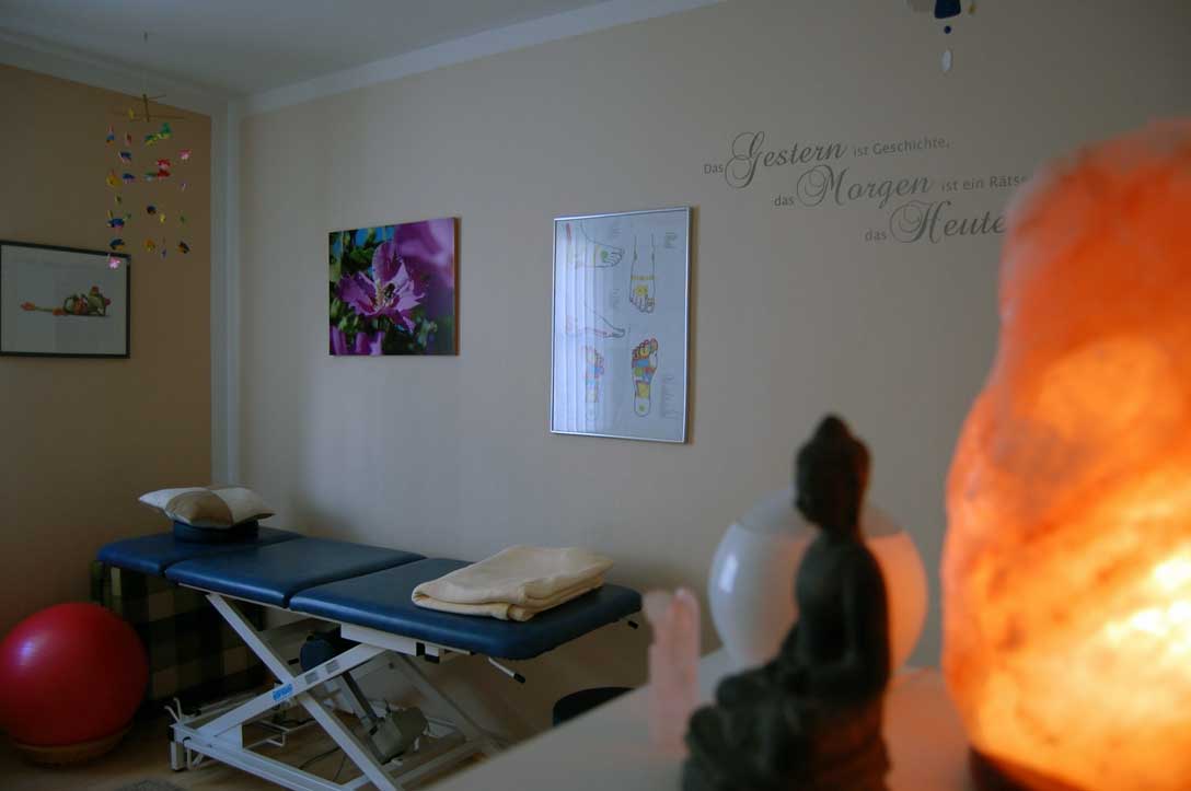 Harmonie trifft Balance - Harmonische Baby- und Kindermassage, Autogenes Training, Fussrefelxmassage in Neuburg an der Donau