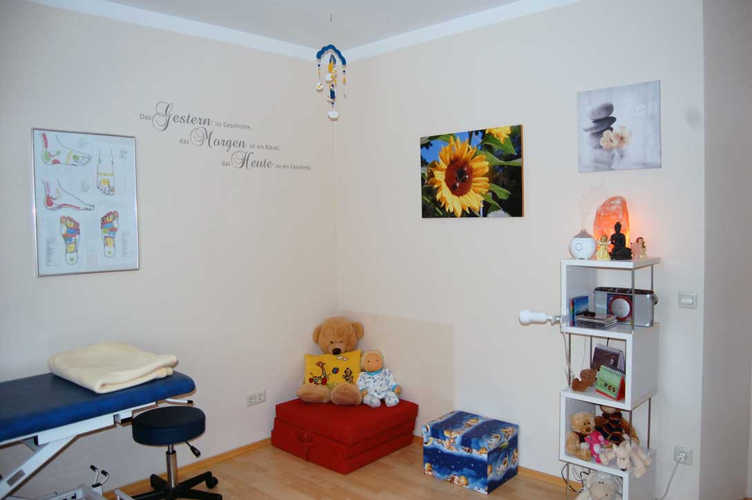 Harmonie trifft Balance - Harmonische Baby- und Kindermassage, Autogenes Training, Fussrefelxmassage in Neuburg an der Donau